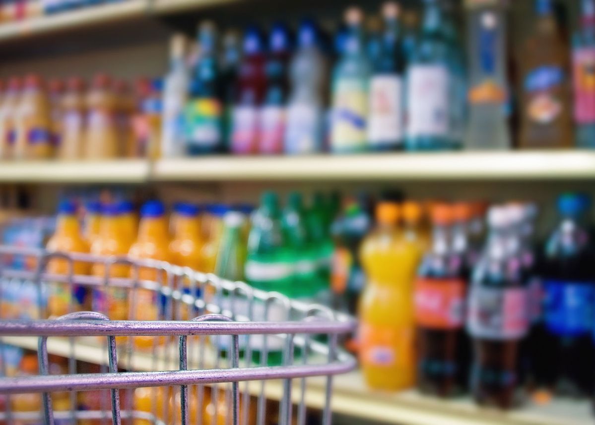 Regal im Getränkemarkt